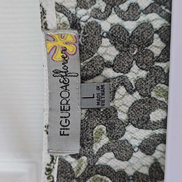 Figueroa and flour blouse - Picture 3 of 6